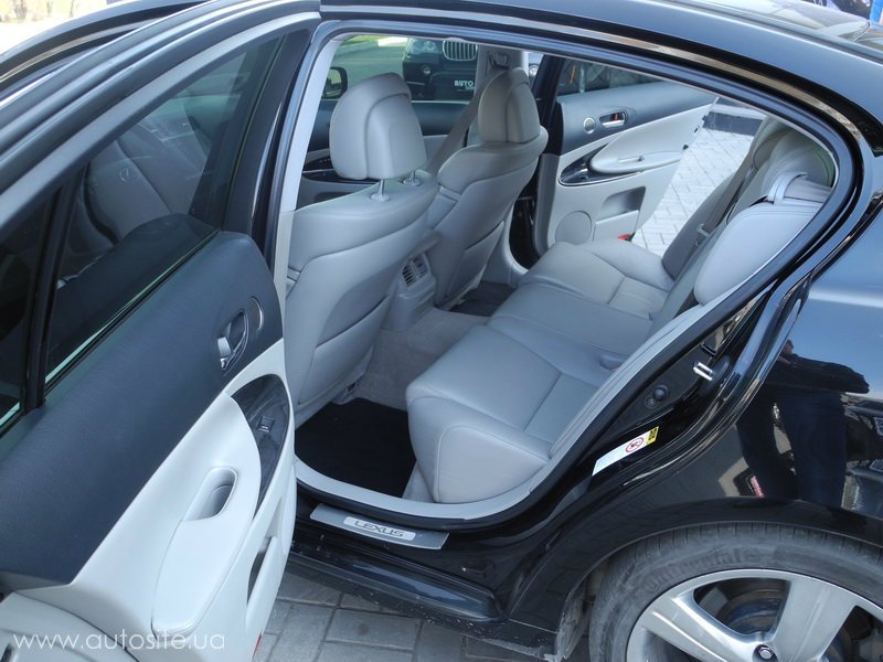 Lexus GS 300 черн. 250 грн/час