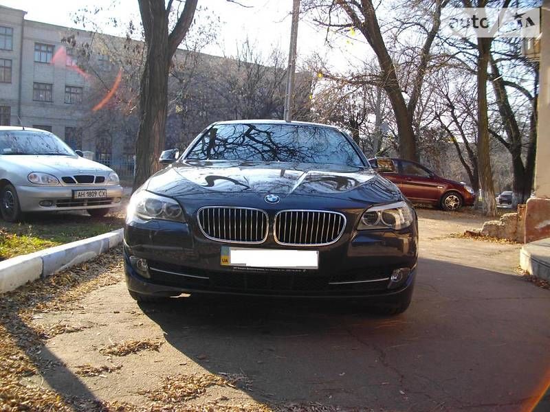 BMW 523 черная 350/ч